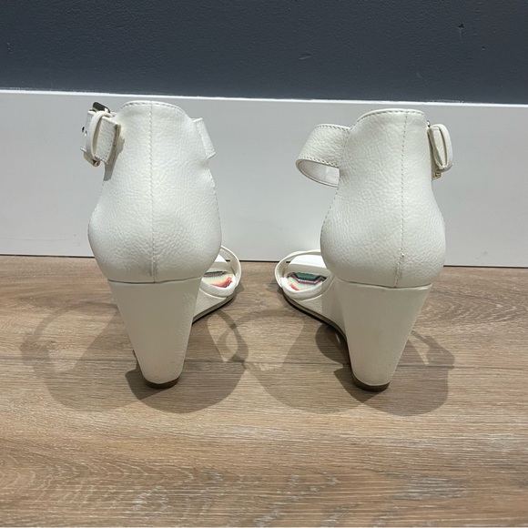 White Wedge Sandals - Picture 3 of 3